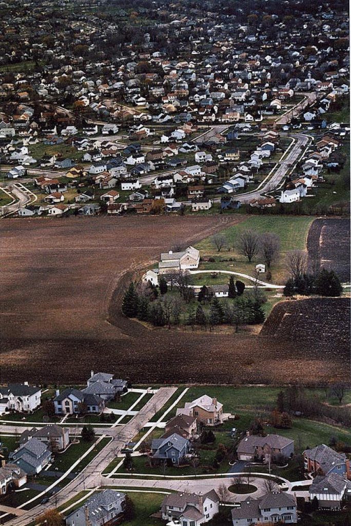 McDonald Farm: A Testament to Conservation and Agriculture in Naperville.