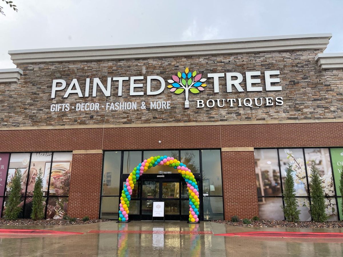 Painted Tree Boutiques: A Unique Shopping Spot in Naperville